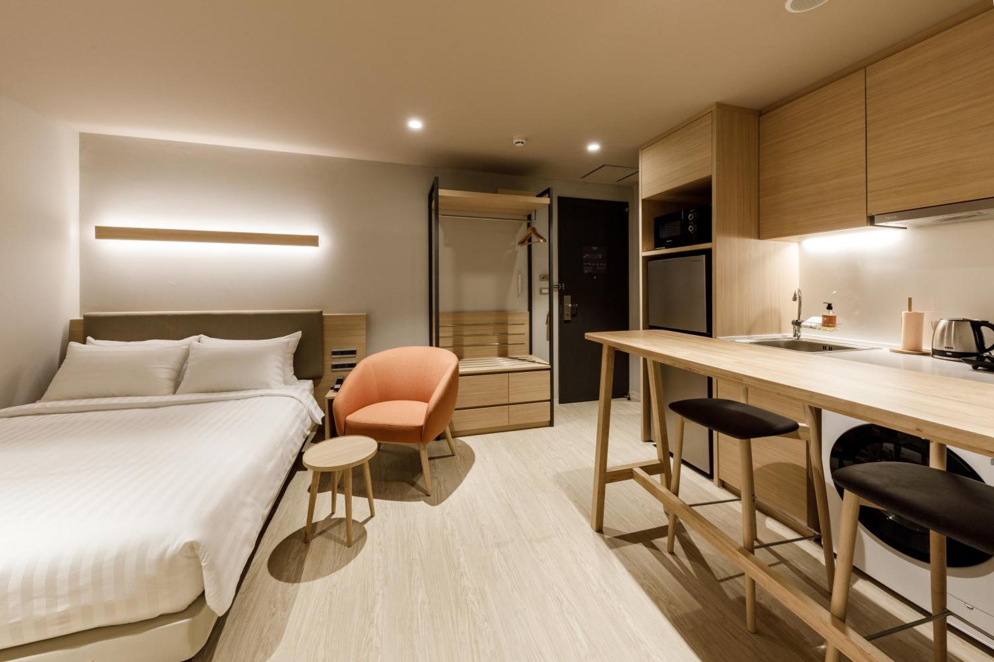 Nishitetsu Hotel Croom Bangkok Silom Экстерьер фото